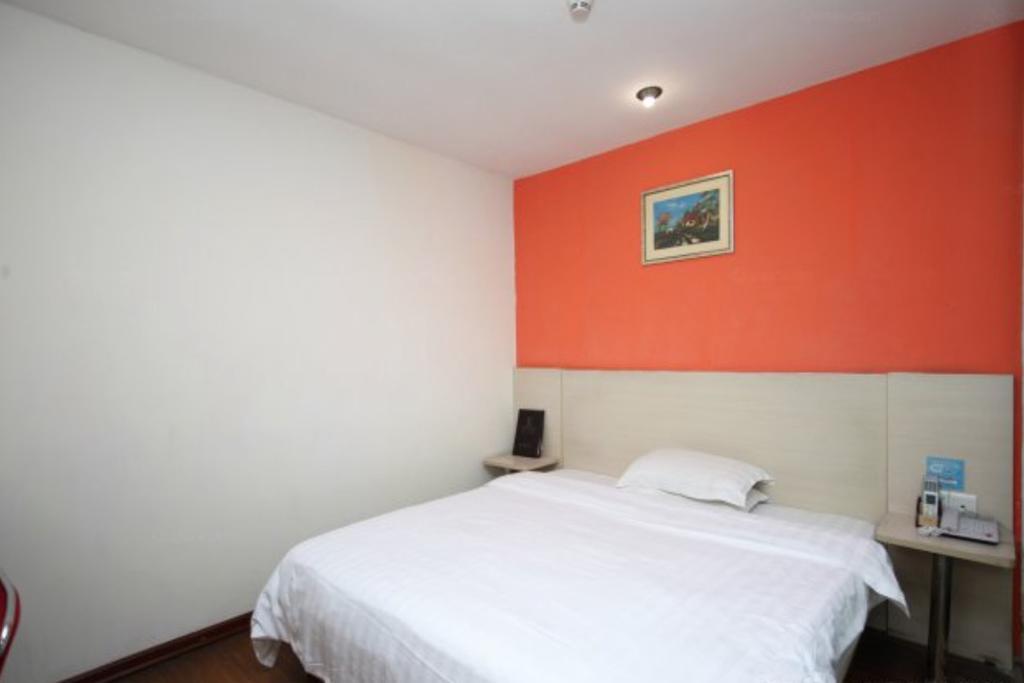 Yixin Business Hotel Guangzhou Bagian luar foto