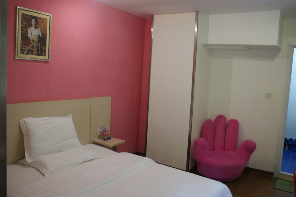 Yixin Business Hotel Guangzhou Bagian luar foto