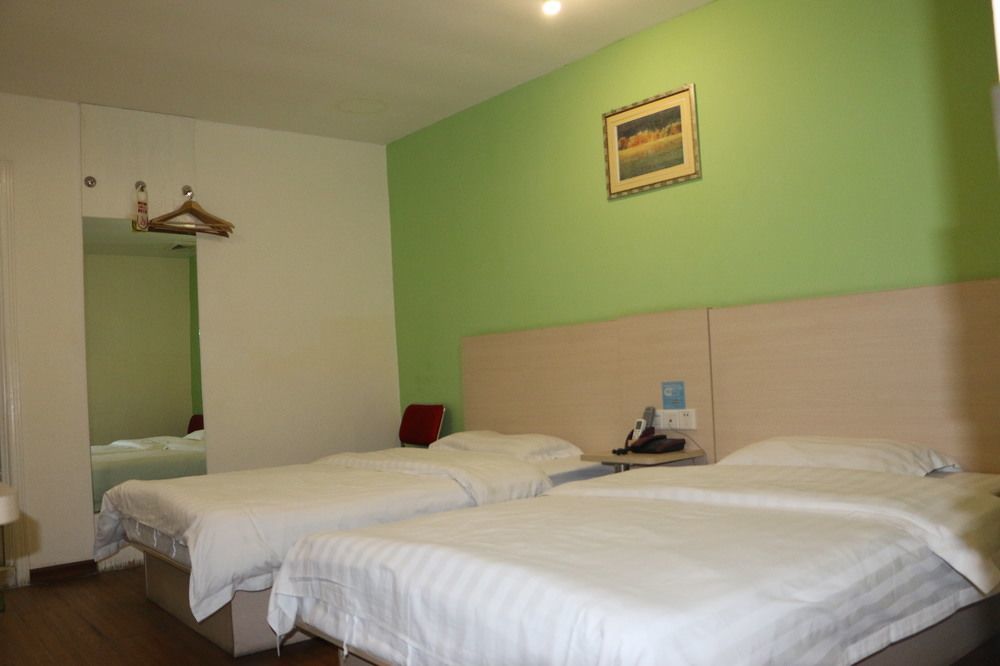 Yixin Business Hotel Guangzhou Bagian luar foto